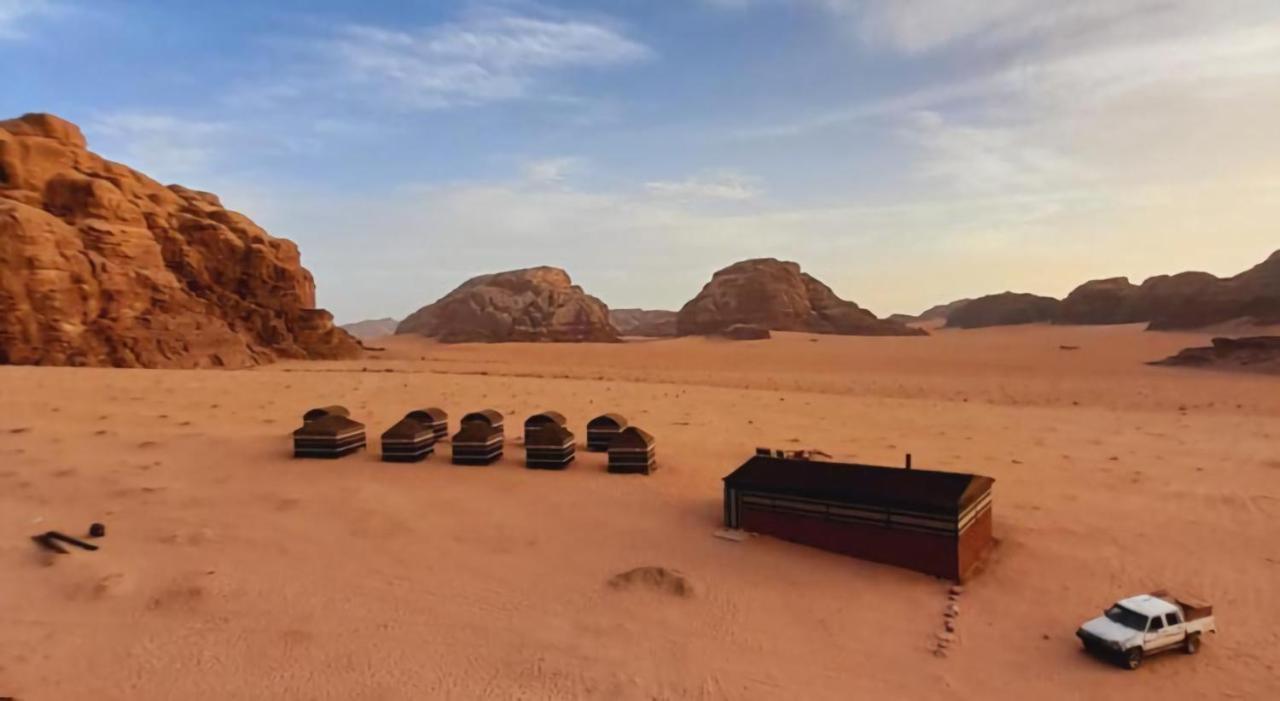 Caravan Station Camp 호텔 와디럼 외부 사진